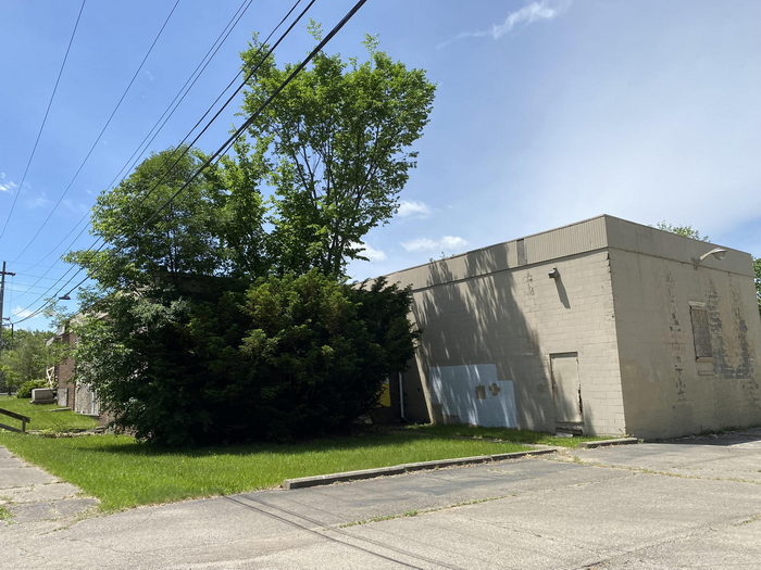 Clarkston Cinema - June 4 2022 Photo (newer photo)